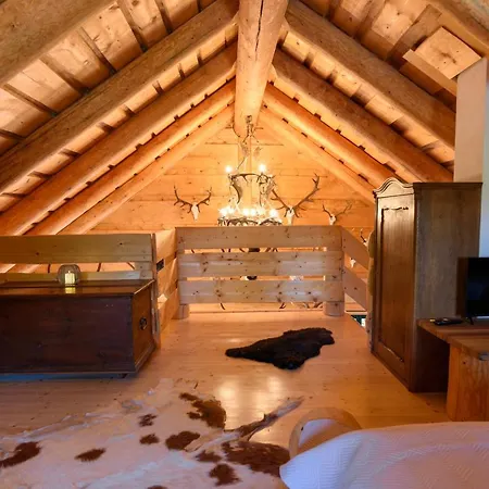 Vakantiehuis Srub Kvetonov *